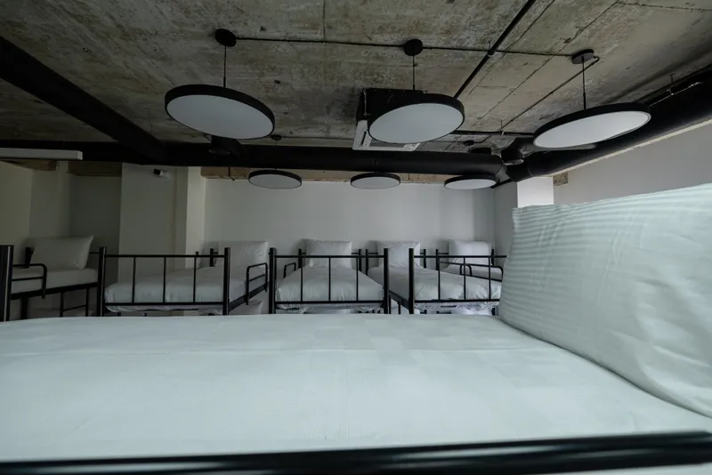 Shared room accommodation option for full-board judo camp athletes